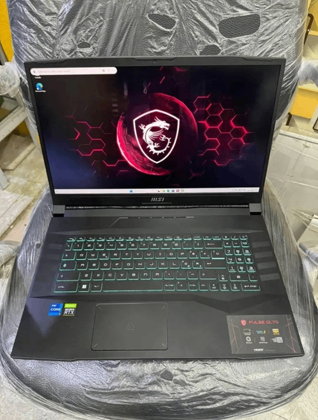 MSI Pulse GL76 Gaming Laptop