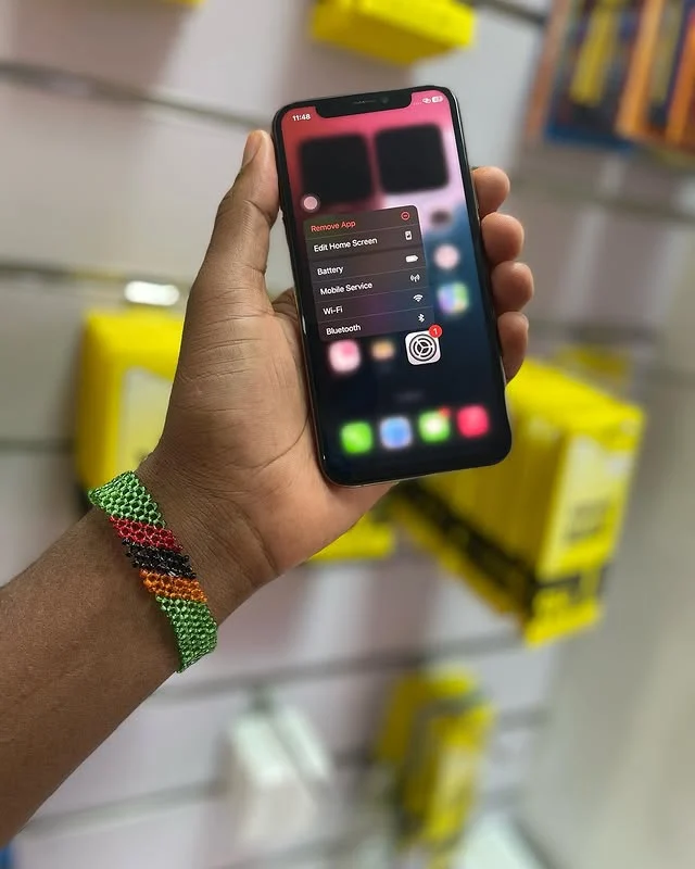 BRAND NEW IPHONE 🍏 pro 