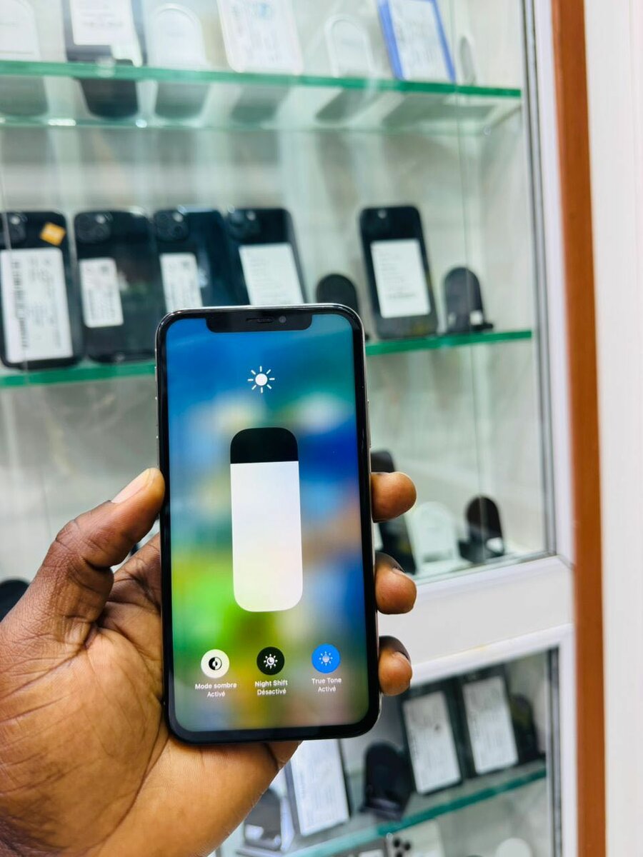 iPhone X 64giga très propre