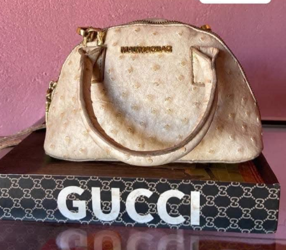 Women's bag beige