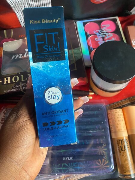 Spray Fixateur Maquillage Longue Tenue