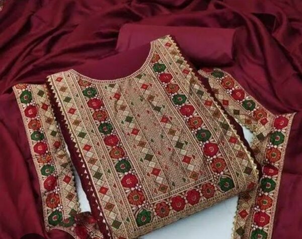 Ladies suit