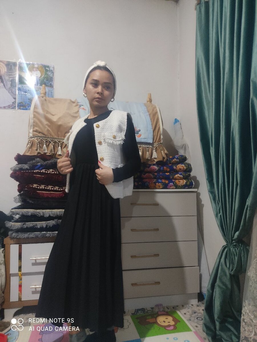 1 койнок жаны 42-44 туура келет 1000сом