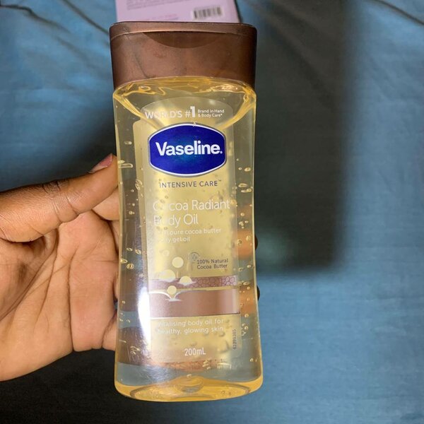 Huile corps Vaseline éclat