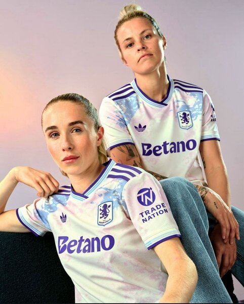 Maillot de football féminin