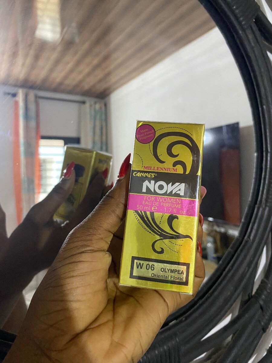 Parfum Nova pour Femme et Homme