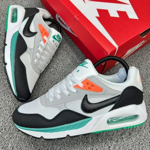 Nike Air Max Sneakers Mixte