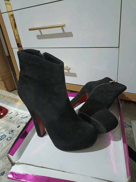 Натуральный замыша 1 -2 жолу кийилген азыркы абплы ото жакшы