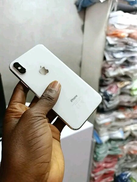 iPhone X 64 Go Argent