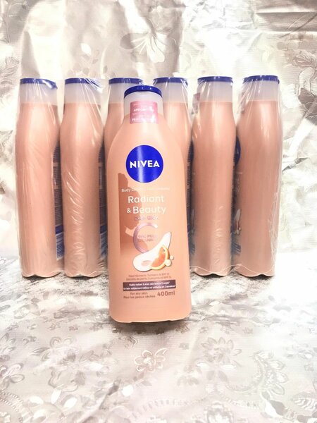NIVEA Lotion Radiant & Beauty