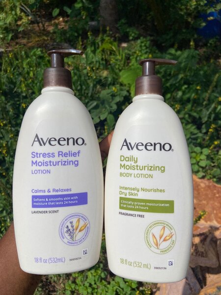 Aveeno body lotion (532ml)