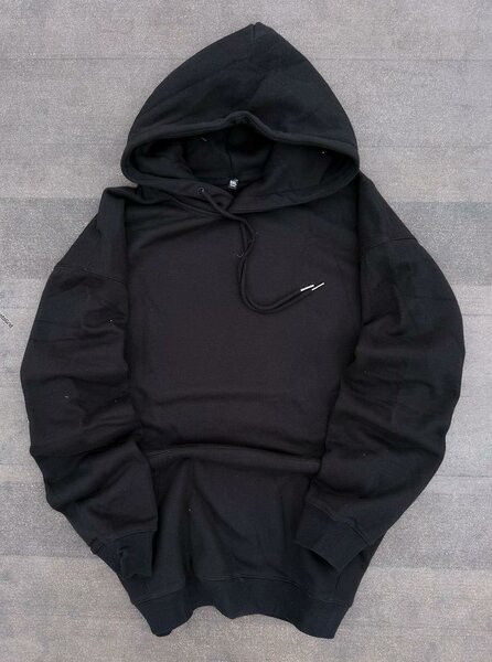 Sweat à capuche noir unisexe