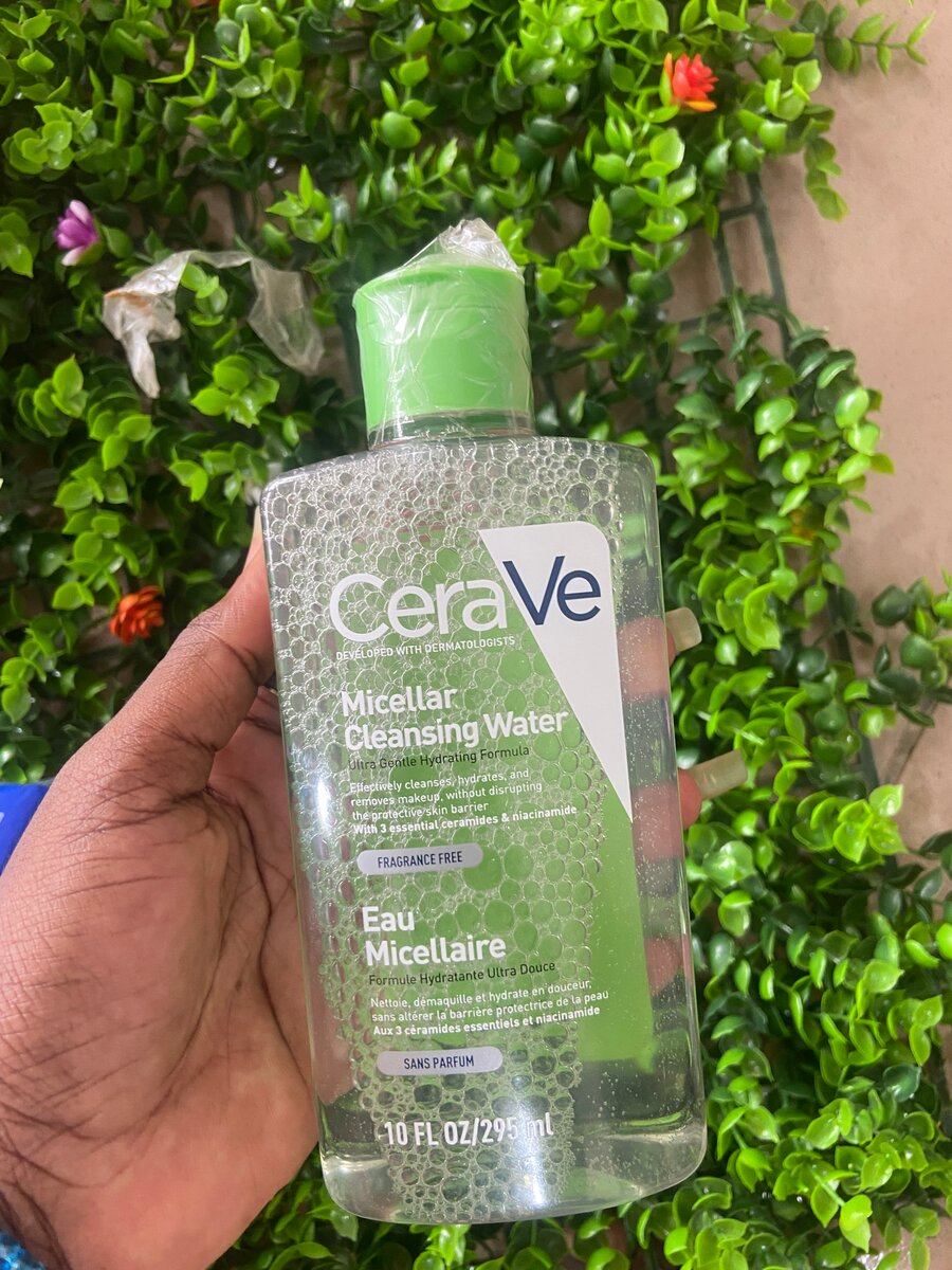 CeraVe Eau Micellaire Nettoyante
