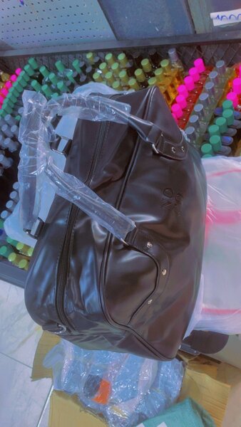 Sac de voyage en cuir élégant