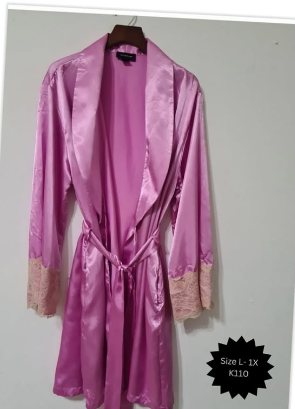 pink robe