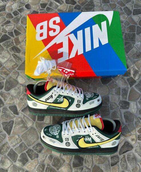 Nike SB Dunk Low Premium