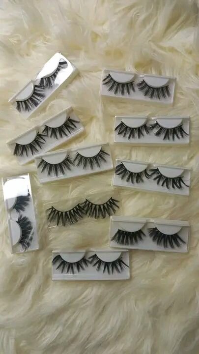 Faux cils volumineux glamours