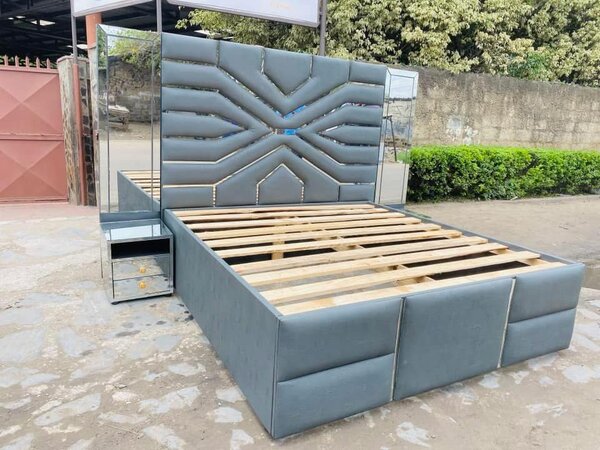 Beautiful and high quality double bed
