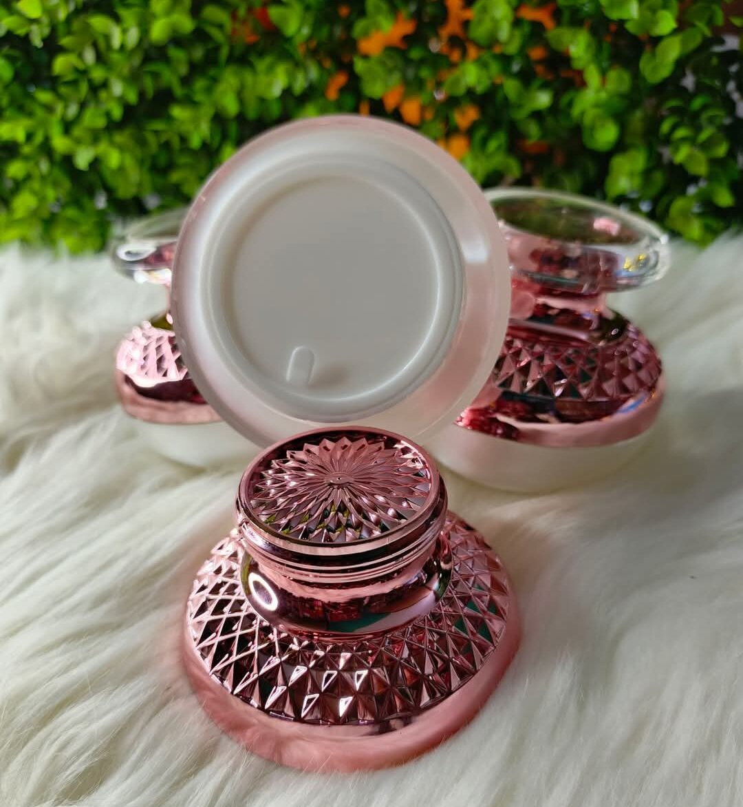 Boite de creme visage 30g