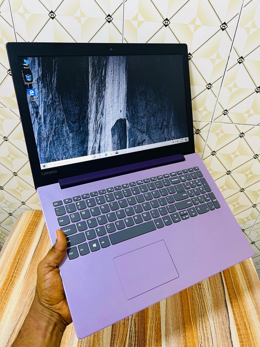 *LENOVO IDEAPAD 330*