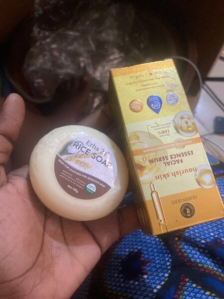 Savon de Riz Éclatant