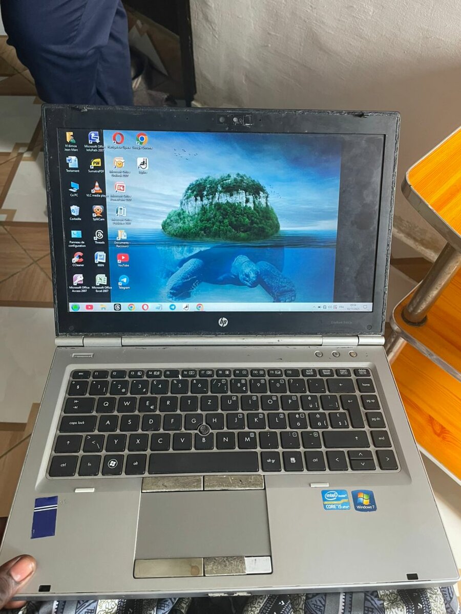 HP Intel Core i5