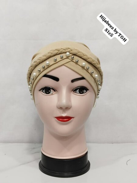 choti  pearls cap