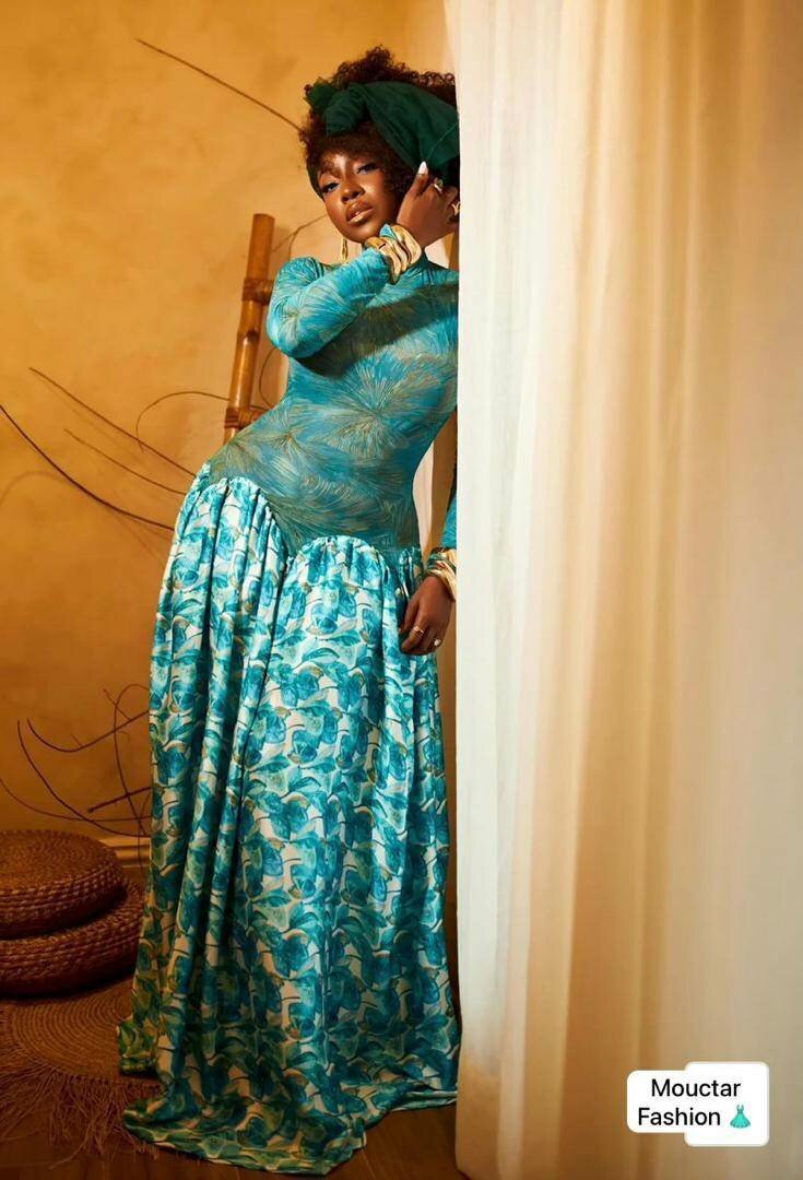 Robe élégante en dentelle