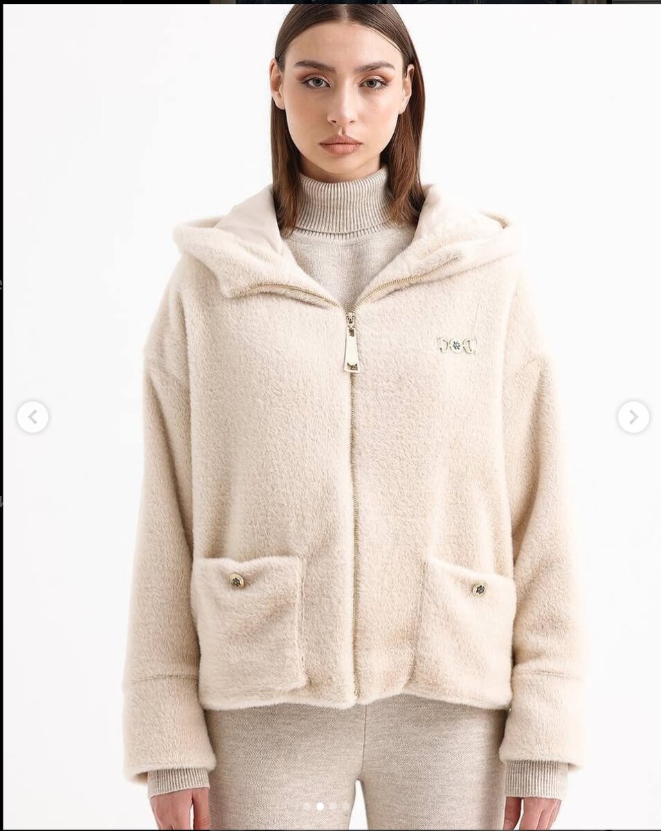 Костюм тройка в бежевых тонах ✨  Эта стильная женская тройка идеально сочетает уют и минимализм.