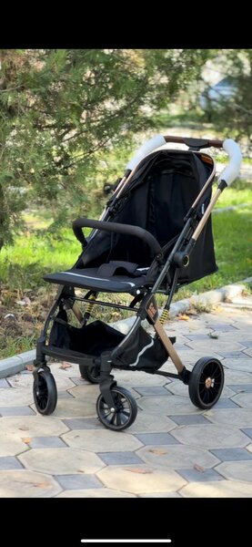 Коляска cool gui  москитная сетка и держатель для бутылок.