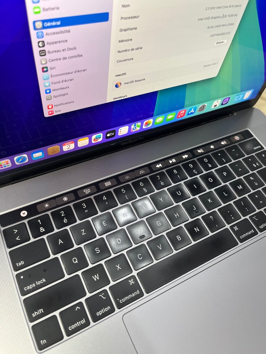 MacBook Pro 2019 i9 16go/512go