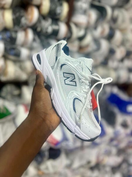 Baskets de course légères pour hommes