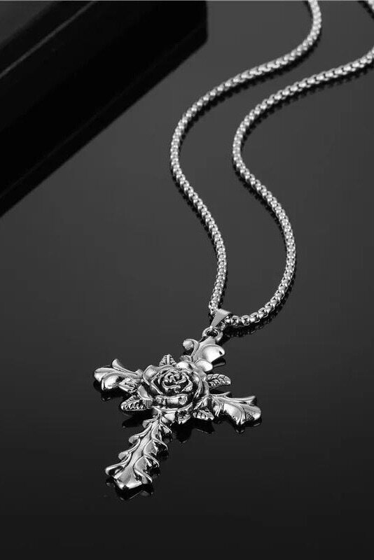 Mens necklace