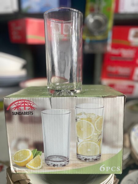 Verre De jus et à eau