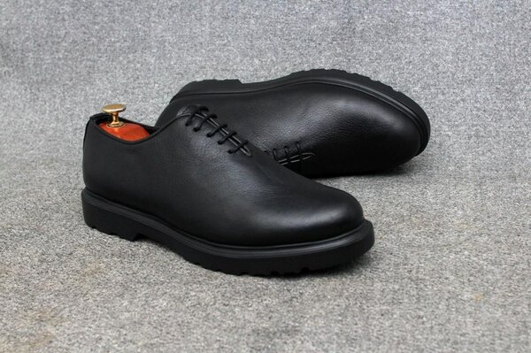 Soulier mocassin en lacet de 40 à 45