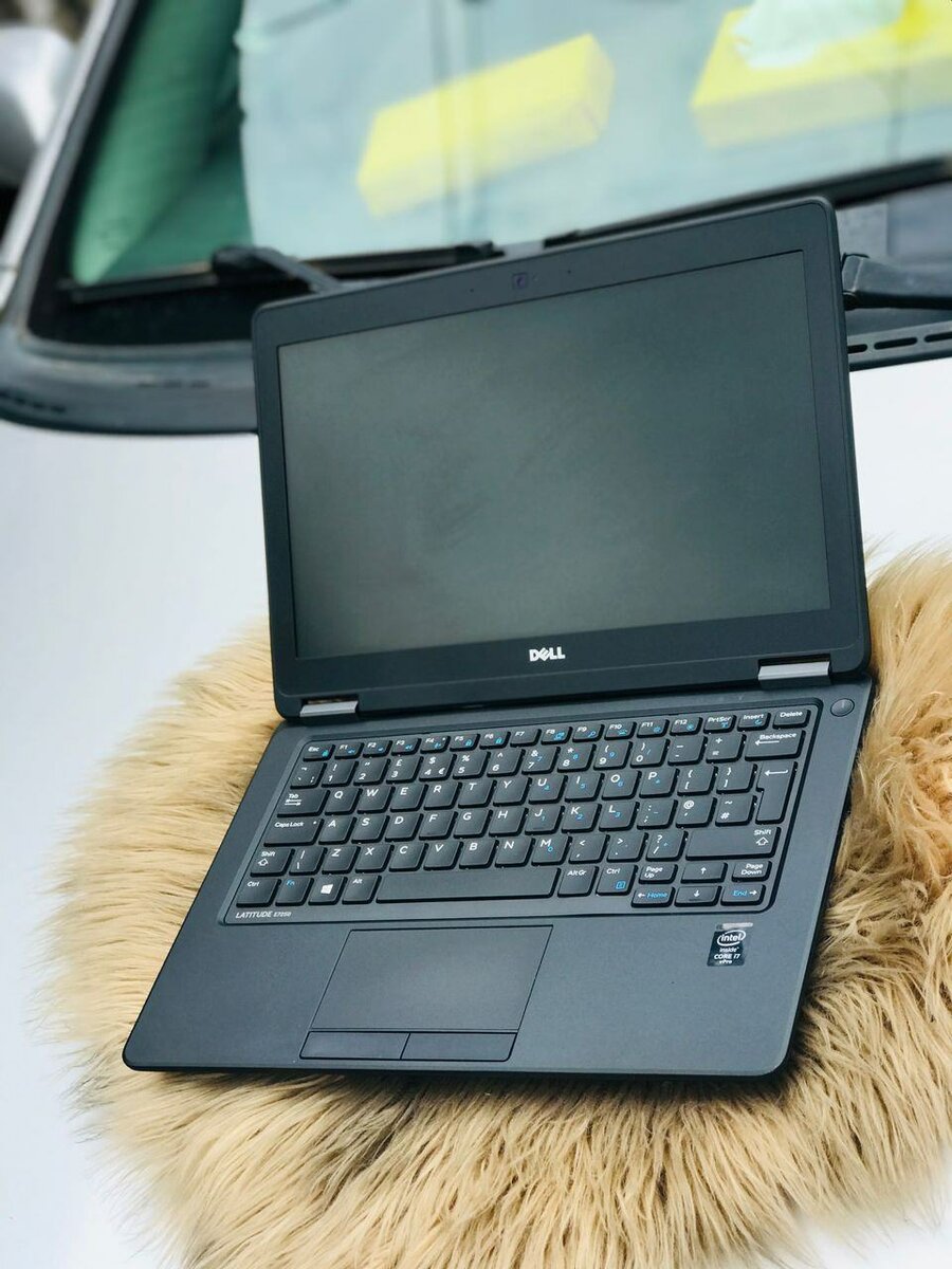 Dell Latitude E7250 ultrabook