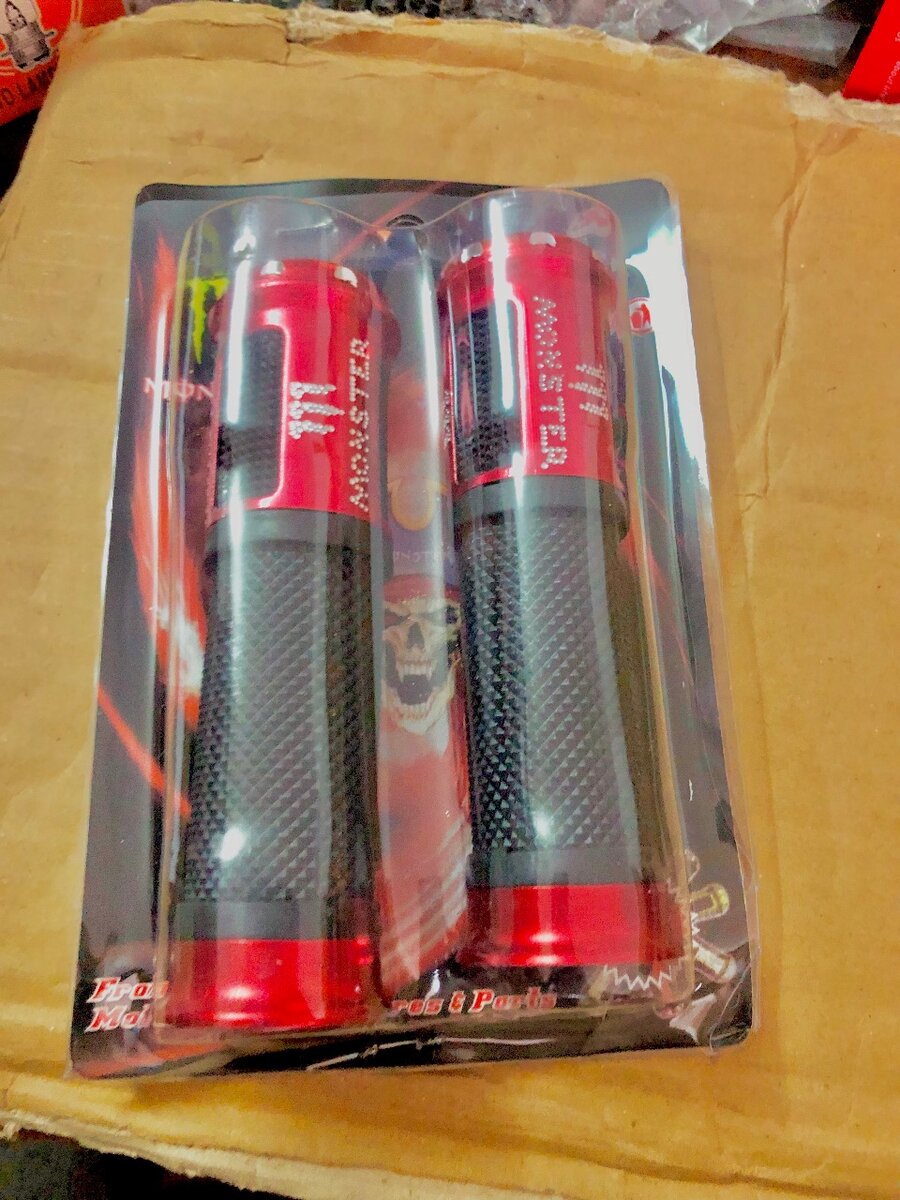 Poignées moto antidérapantes