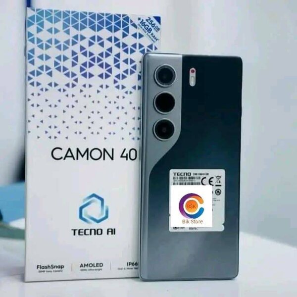 Smartphone Tecno AI Camon 40