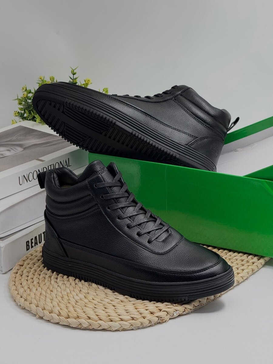 TIMBERLAND ALL BLACK