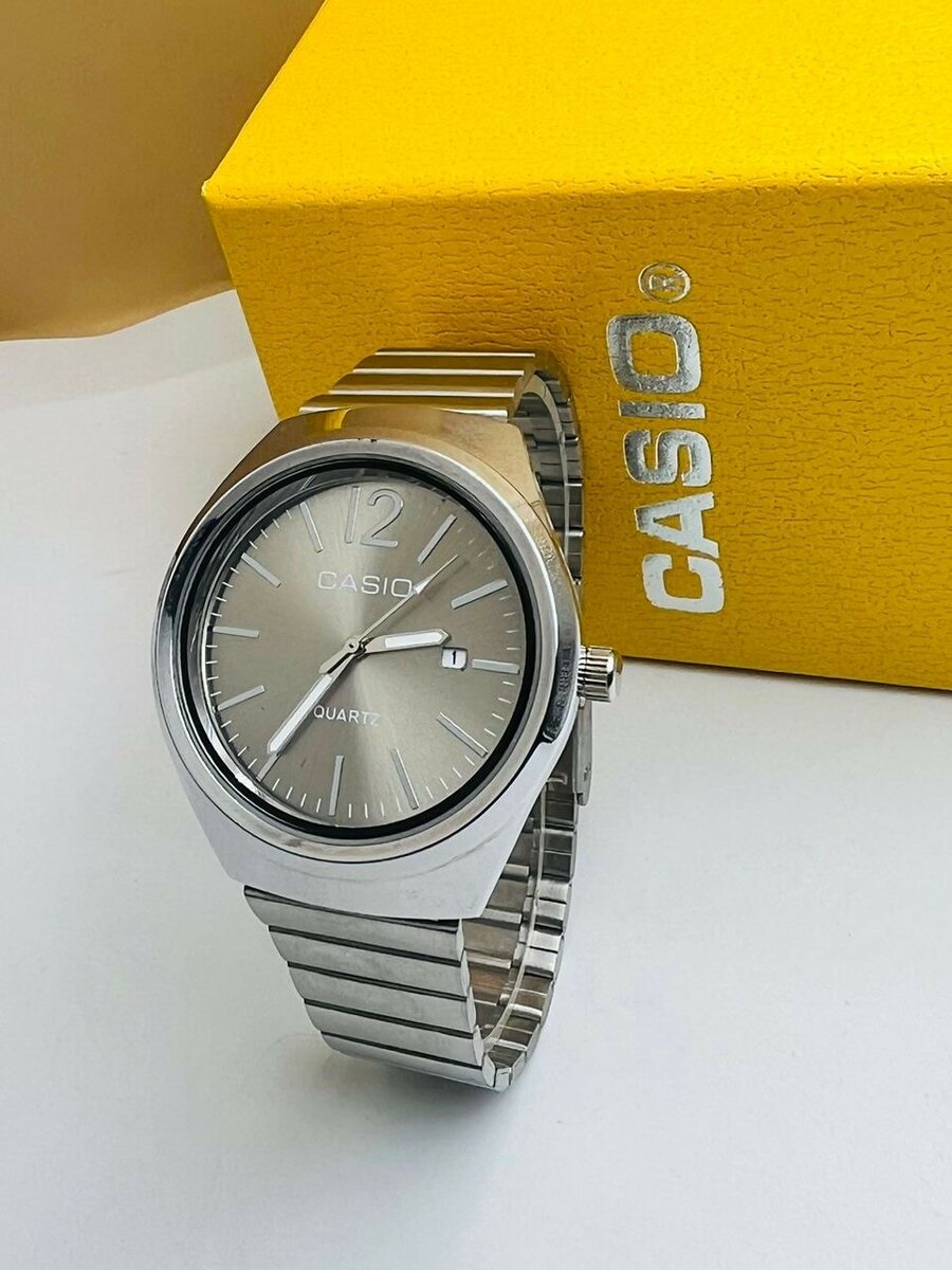 Montre de Luxe ( CASIO )