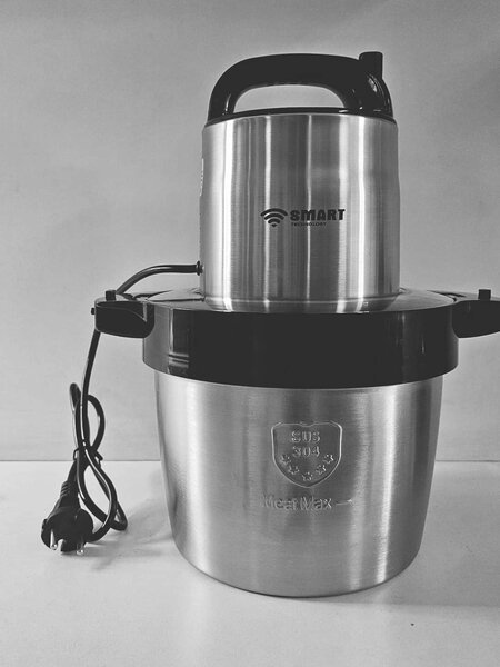 Machine à piler foutou 6 litre disponible neuf