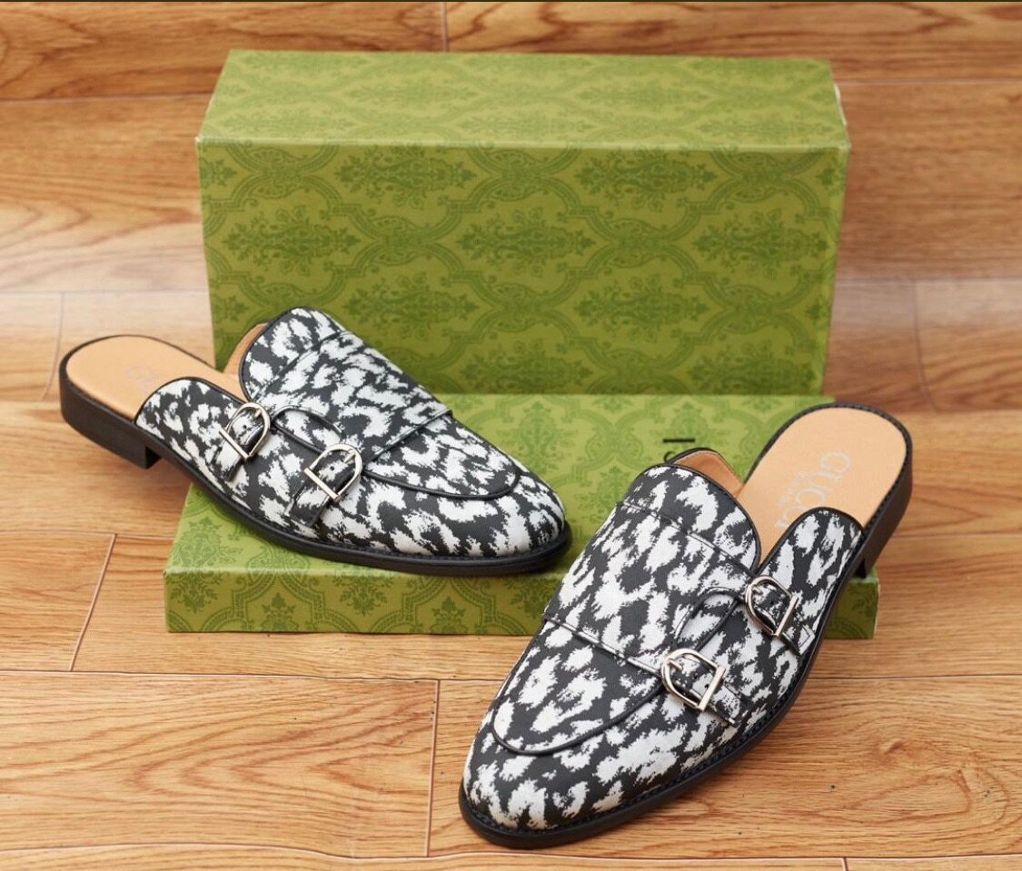 SANDALE BABOUCHE en Cuir