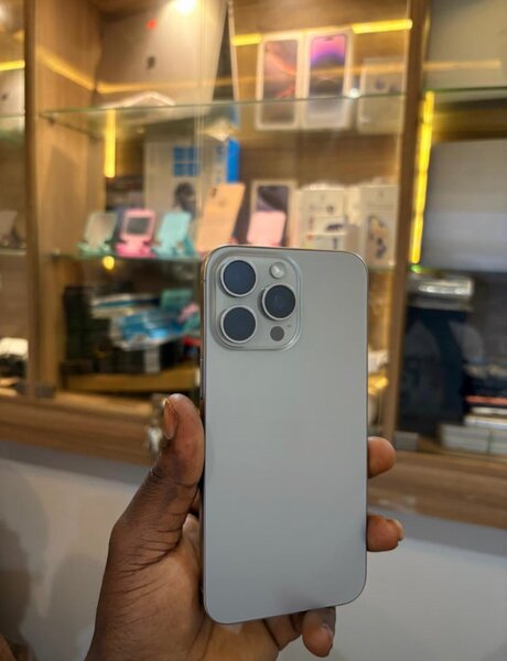 iPhone 14 pro max and 15 pro max