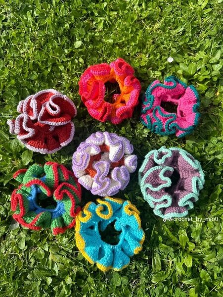 Chouchous en crochet colorés