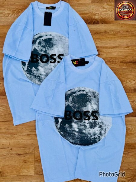 T-shirt lune "BOSS" bleu