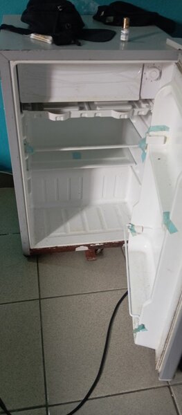 Mini réfrigérateur compact Nasco