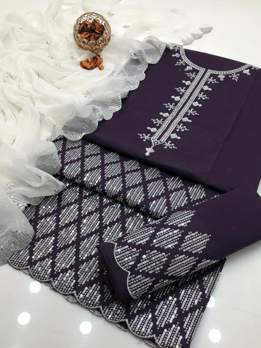 Cotton lawn embroided 3 pc Dc free