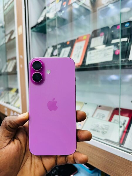 16 simple 128Go très propre