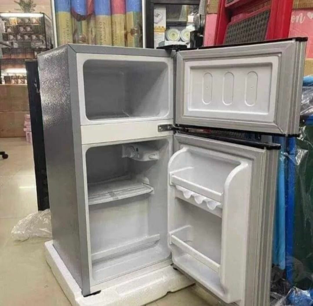 TCL TABLE TOP REFRIGERATOR