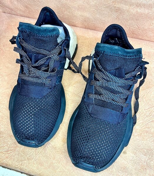 Chaussures de sport Adidas